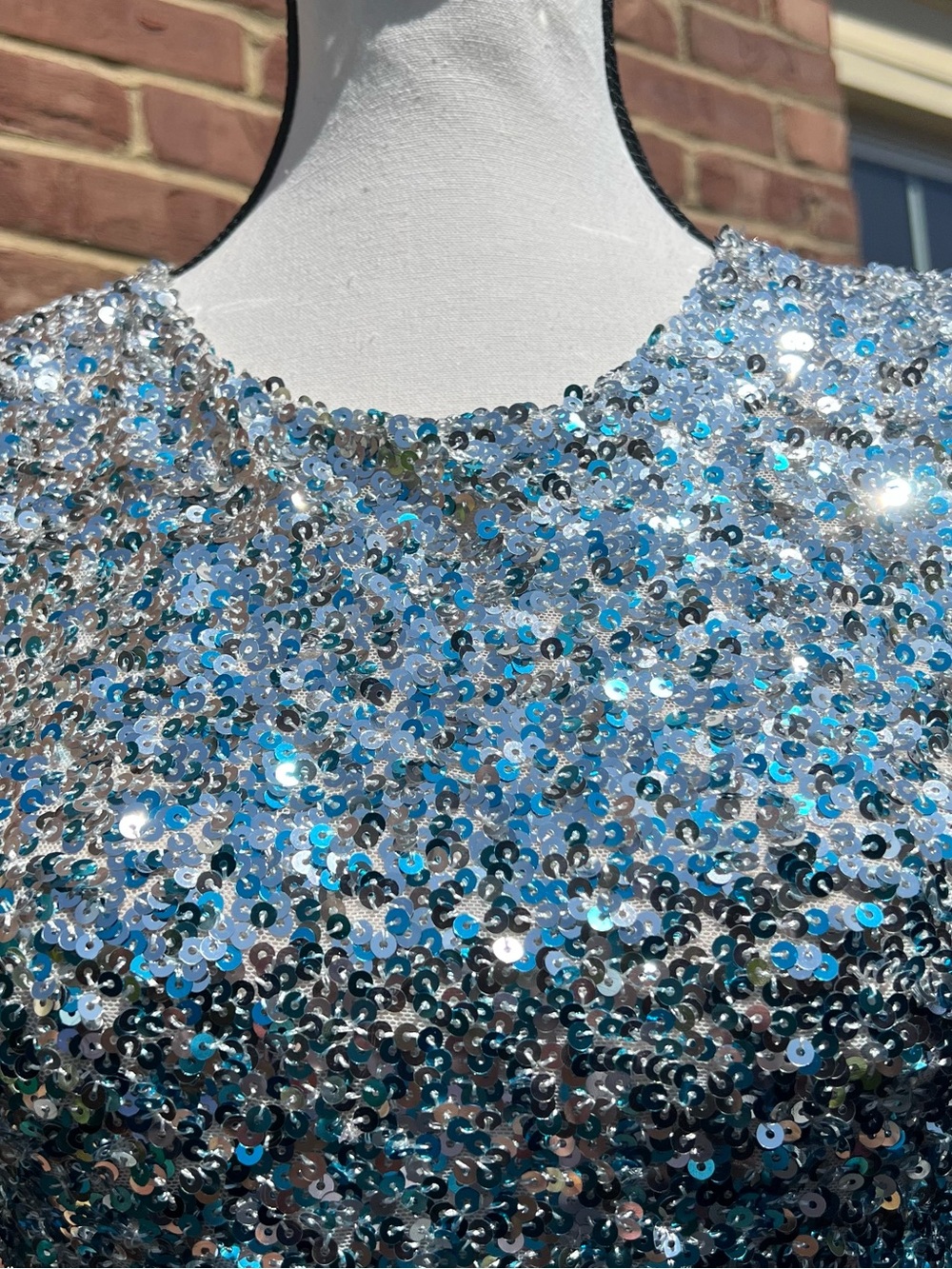 Hello Molly Shine Bright Sequin Mini Dress Sz 4 Silver Blue Bodycon HOCO Holiday - Picture 4 of 14